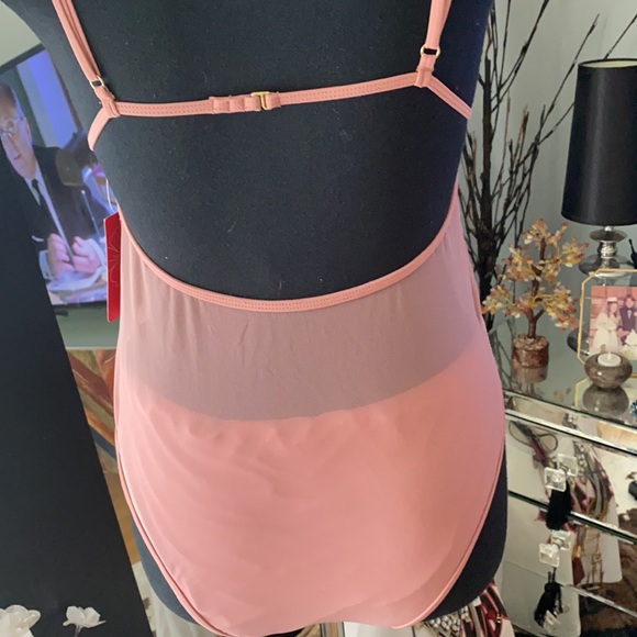 Sheer one piece - Picture 5 of 6